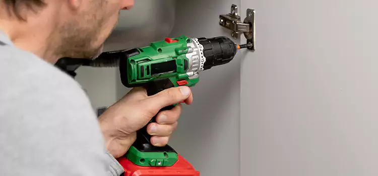 Commercial Door Hinge Repair Shenandoah